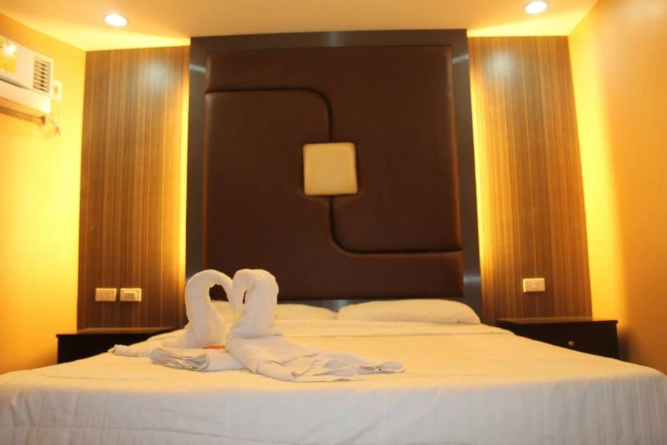 El Vistra Traveller'S Inn Calumpit Exteriör bild